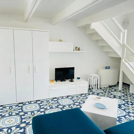 Apartment Casa Delle Rose - Immobilevante Ponza