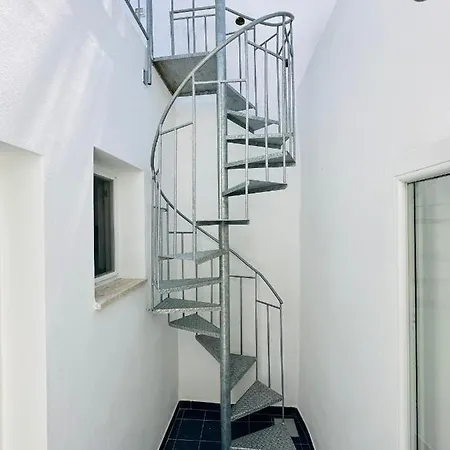 Casa Delle Rose - Immobilevante * Ponza